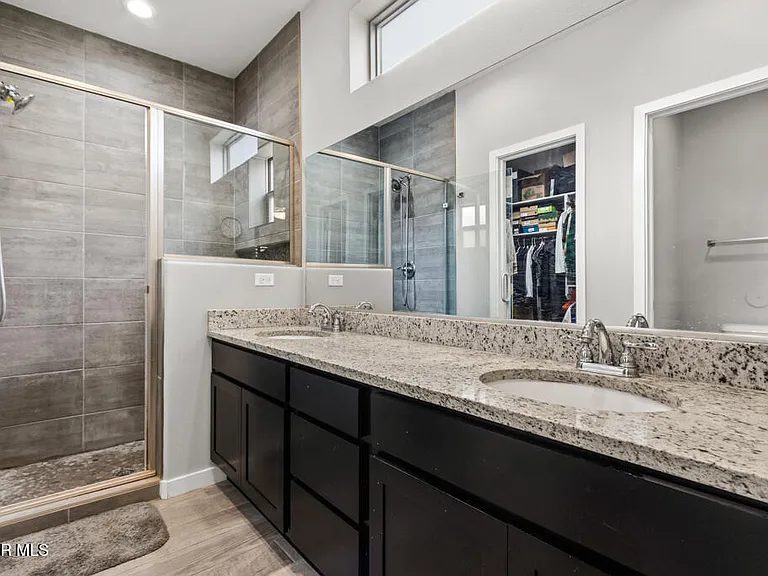 14345 Jonathan K Molina Ct — Photo 27