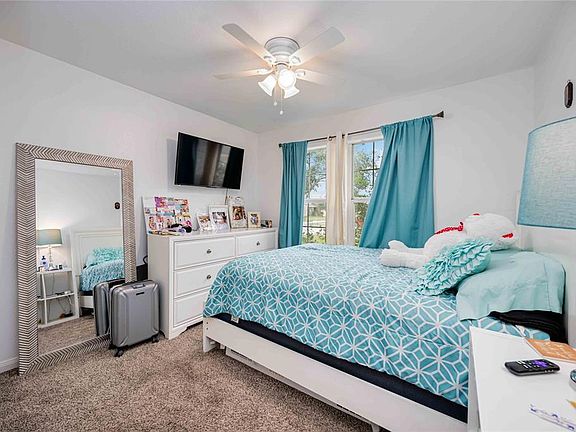 5th image of 6810 Clover Walk Lane