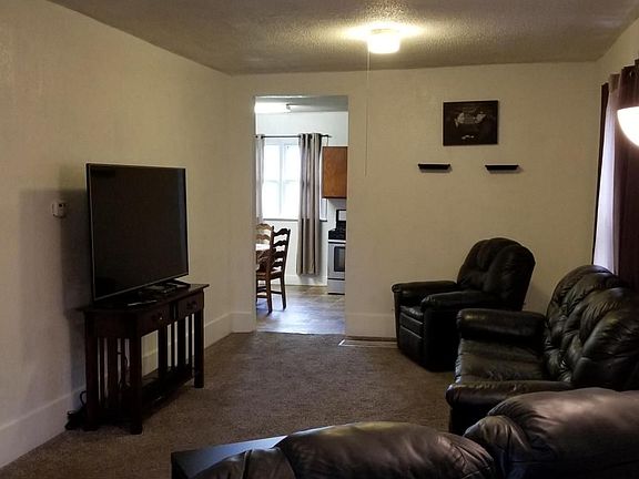 5th image of 2514 B Ave