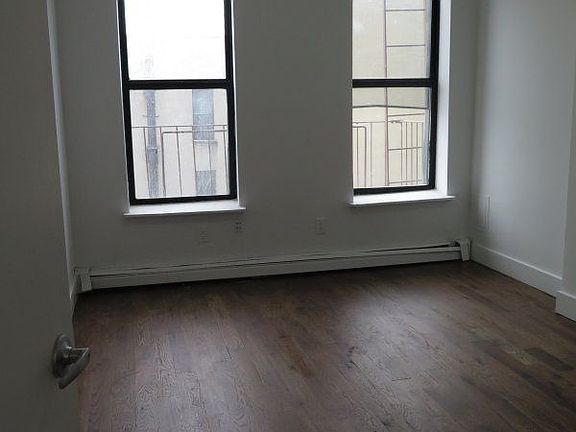 4th image of 2273 A C Powell Blvd APT 5A