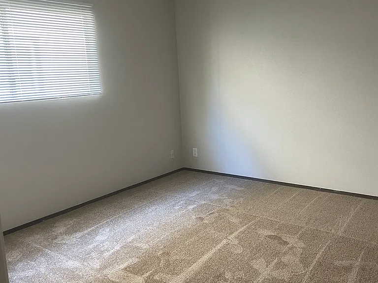 1380 Kenwal Rd #2 — Photo 5