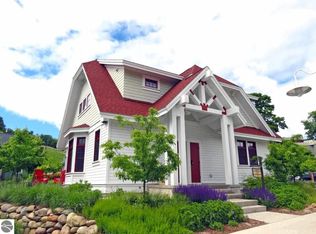12362 Crystal Mountain Dr, Thompsonville, MI 49683
