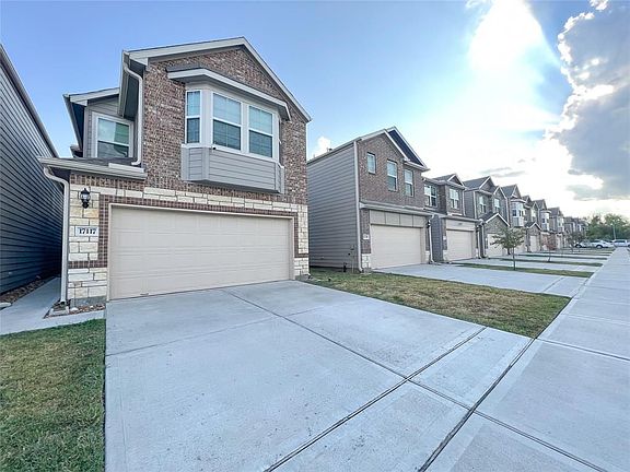 2nd image of 17117 Wilthorne Colony Ct