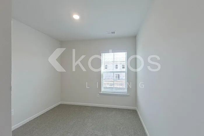 2097 Banyon Cir — Photo 14