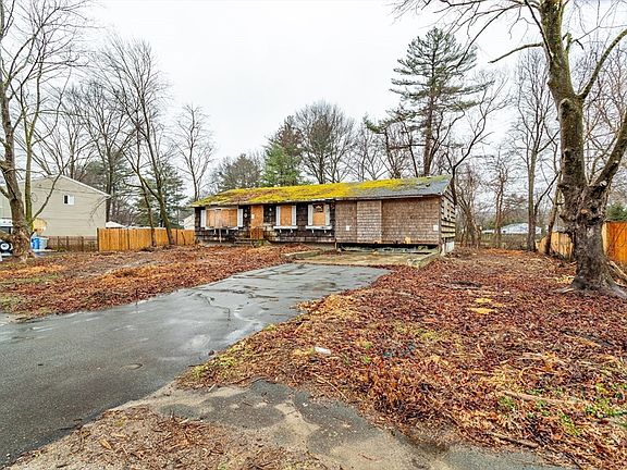4th image of 164 Westfield Dr