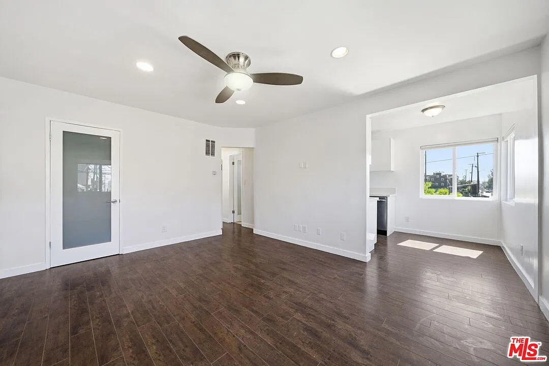 2 bed, 1.0 bath, 1001 sqft, $3,750 — Photo 4