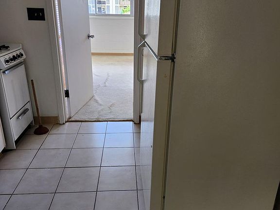 4th image of 1533 Liholiho St #A130706l