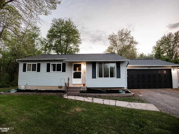 6401 N Webster Rd, Mount Morris, MI 48458