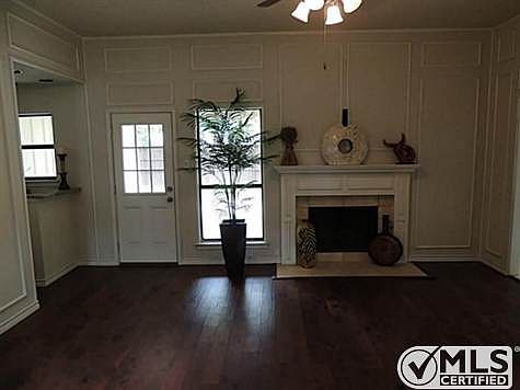2nd image of 4544 New Orleans Dr