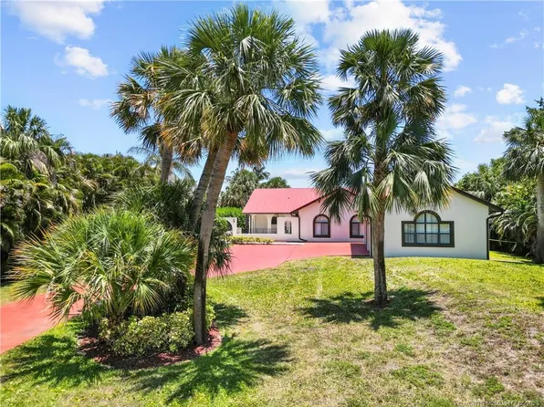 104 N Sewalls Point Rd, Sewalls Pt, FL 34996