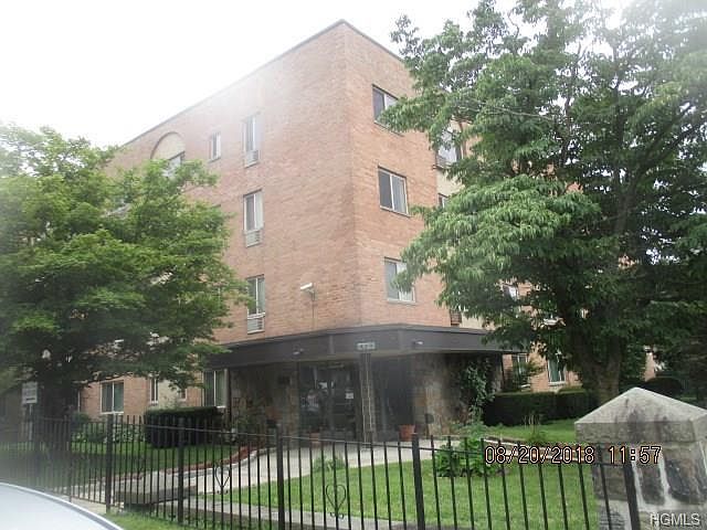 1st image of 420 Palisade Ave APT 2H