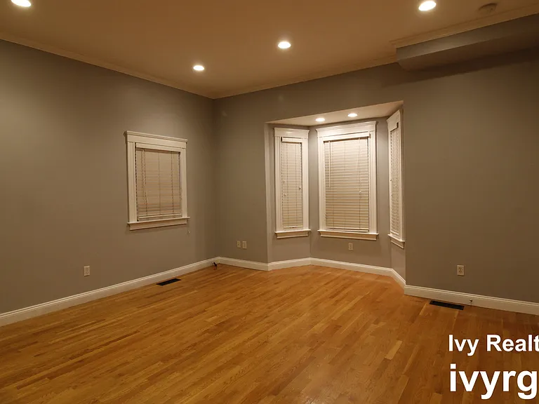 86 Mount Vernon St #1 — Photo 3