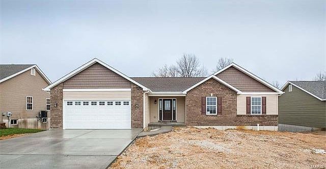 1st image of 140 Palace Way Dr