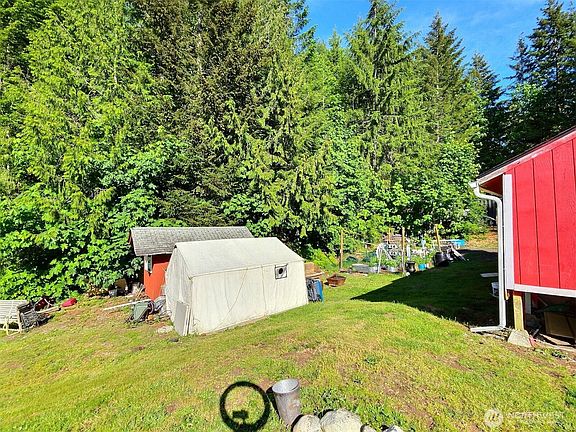 3rd image of 294 W Satsop Drive