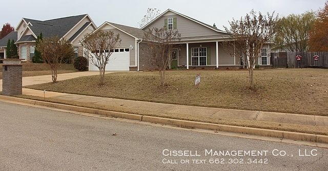 1st image of 215 Karen Dr