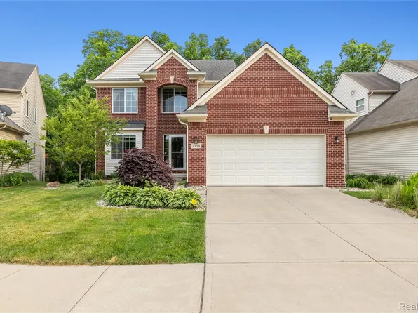 4158 Pepper Tree Ln, Howell, MI 48843