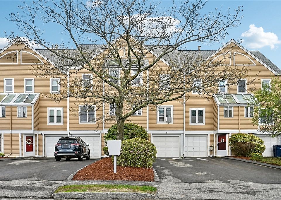 1st image of 42 Wrentham Rd Unit 42