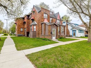 1104 Minnie St, Port Huron, MI