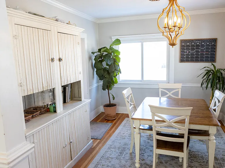 2103 S Clarkson St — Photo 9