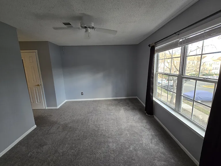 12110 Green Leaf Ct #202 — Photo 9