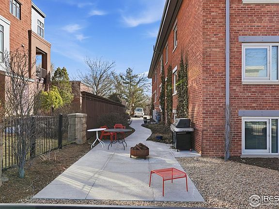 5th image of 1201 Balsam Ave #206