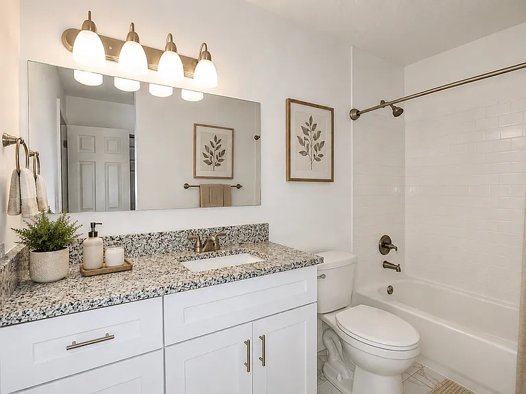 Woodlake Villas — Photo 7