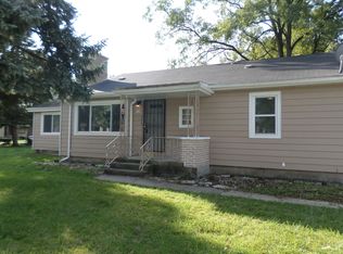 160 E 145th St, Harvey, IL 60426