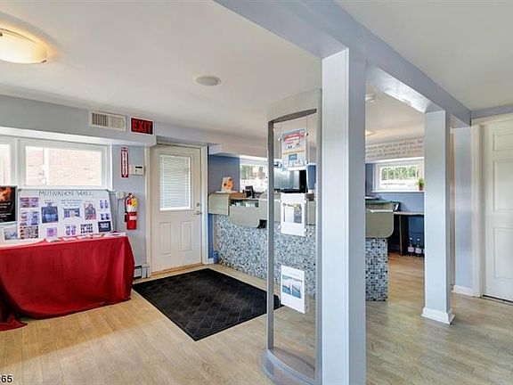 3rd image of 234 McLean Blvd #0
