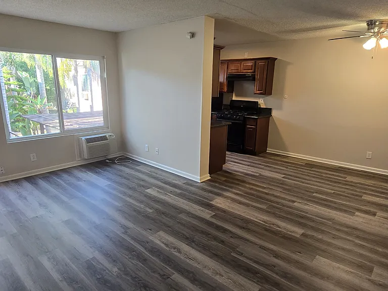 Felton Courtyard Apartments — Photo 8