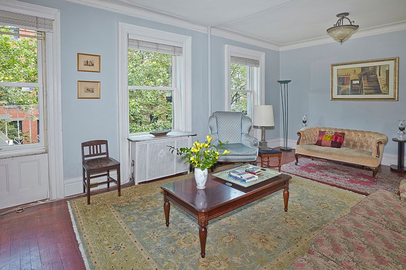 1st image of 126 W 11th St APT 31