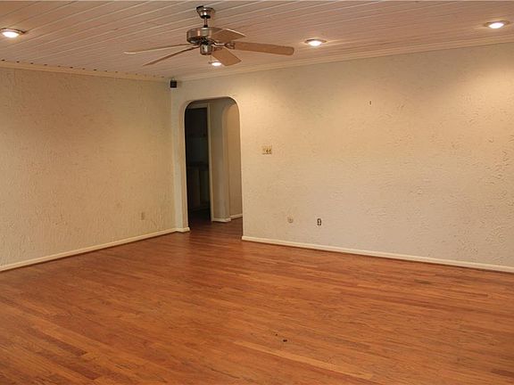 5th image of 2261 Shadowlake Ct
