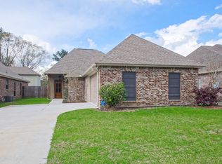 9367 Rustic Rose Dr, Denham Springs, LA 70726