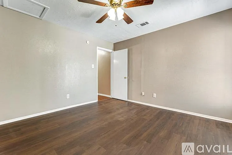 4301 Boyett St #A — Photo 7