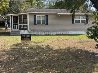 60 Riverside Dr, JESUP, GA 31545