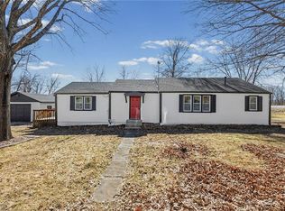 401 W Main St, Freeman, MO 64746