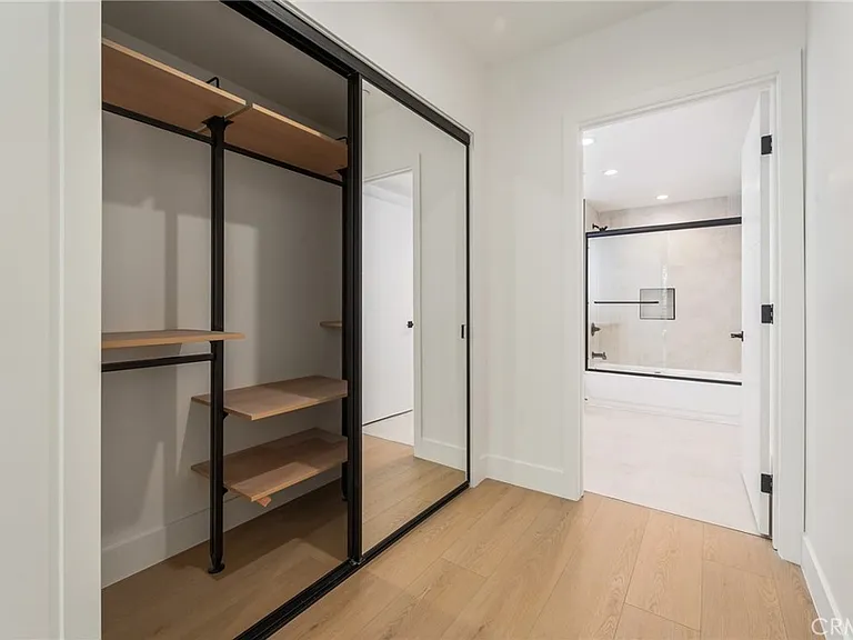 7510 Sepulveda Blvd #204 — Photo 18
