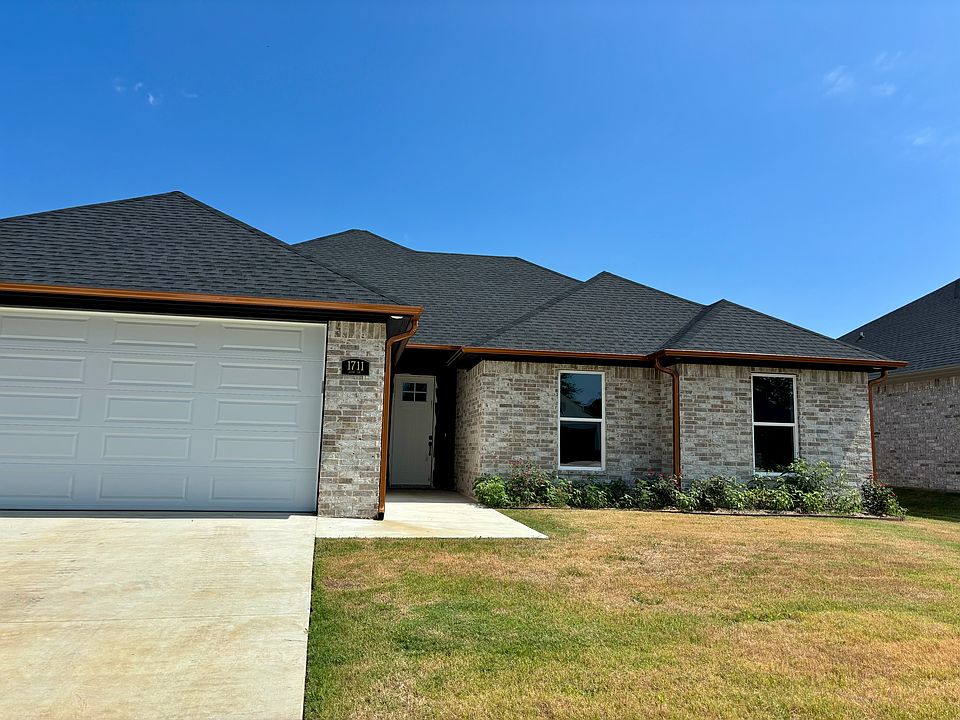 1st image of 1711 Josh Dr