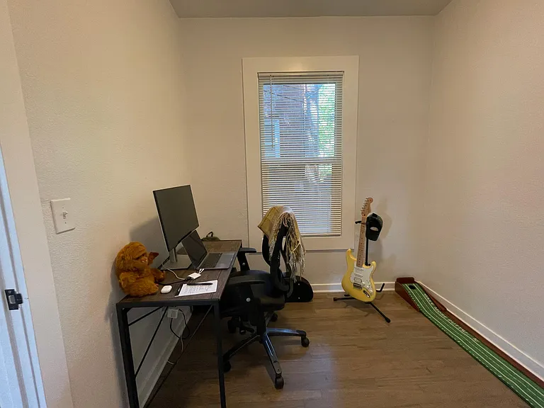 2643 W 27th Ave — Photo 16