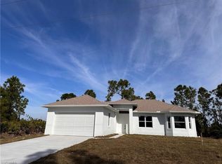 109 Paxton ST, LEHIGH ACRES, FL 33974