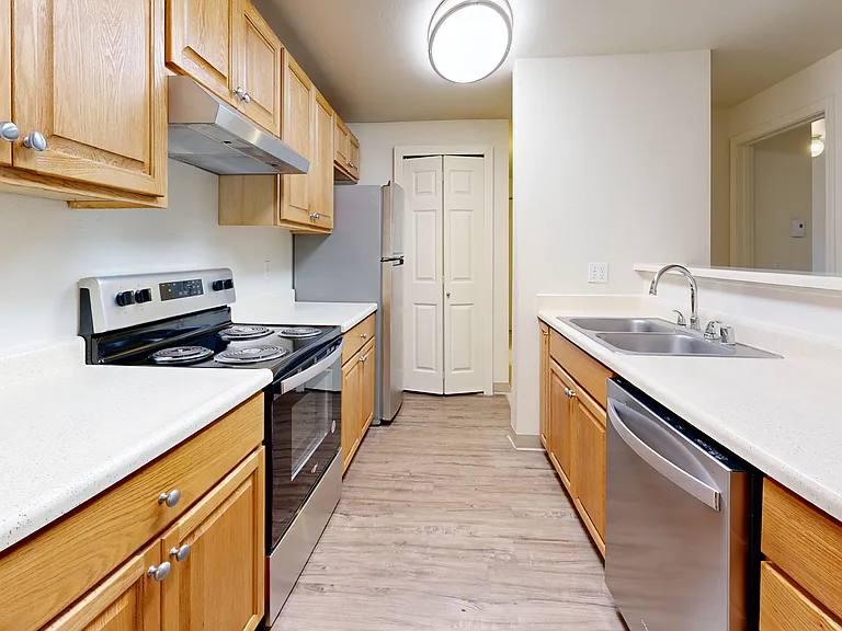 Crown Pointe — Photo 92