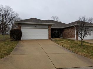 1706 S 10th Ave, Ozark, MO 65721