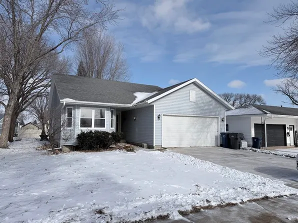 309 E 2nd St, Everly, IA 51338