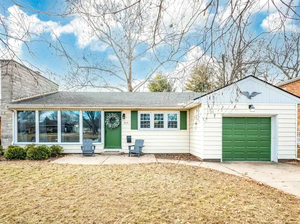 3113 N Bigelow St, Peoria, IL 61604