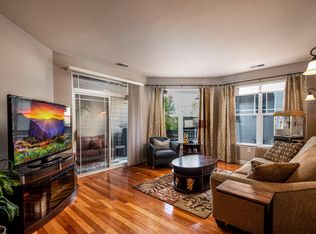 1619 N Farwell Ave APT 105, Milwaukee, WI 53202