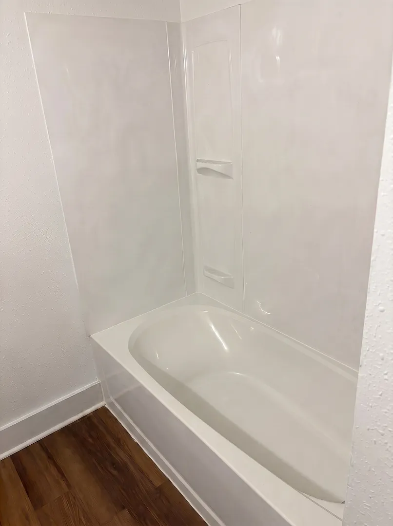 Spacious 4 Bedroom Home in Memphis $1,770/Month | Housing Vouchers Accepted — Photo 4