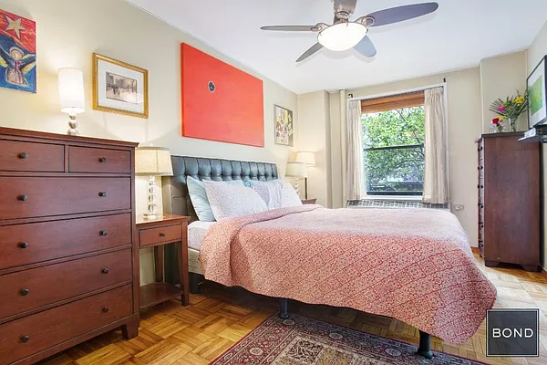 Sold by Bond New York | media 29