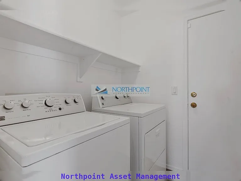3220 S 81st Dr — Photo 17