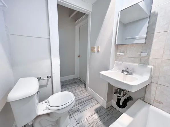 2-4 Douglas St. / Bianquita Investments LLC, 24 Douglas St #3W, Hartford, CT 06114