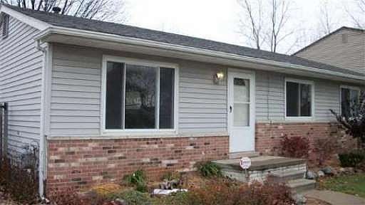 1st image of 47825 Jefferson Ave