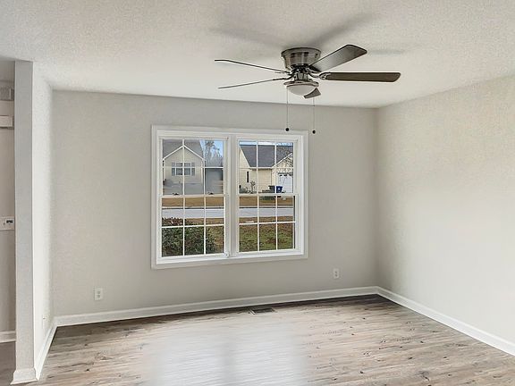 3rd image of 8011 Krijen Ct